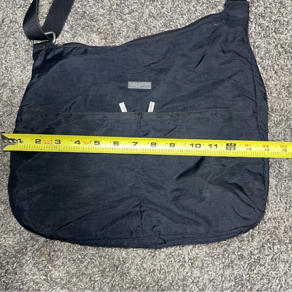 Baggallini Black Everyday Shoulder Crossbody Bag - Picture 2 of 10